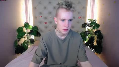 Snapshot of alex__sweet chatting on March 10, 2025, 10:48 am your Alex online show from March 10, 2025, 10:48 am