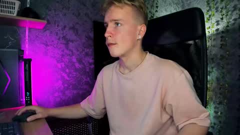 Snapshot of alex__sweet chatting on September 21, 2025, 6:59 am your Alex online show from September 21, 2025, 6:59 am