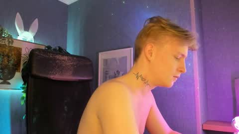 Snapshot of alex__sweet chatting on March 13, 2026, 7:15 am your Alex online show from March 13, 2026, 7:15 am