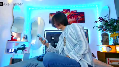 Snapshot of alex_and_fabian chatting on December 24, 2024, 7:00 pm sneider online show from December 24, 2024, 7:00 pm