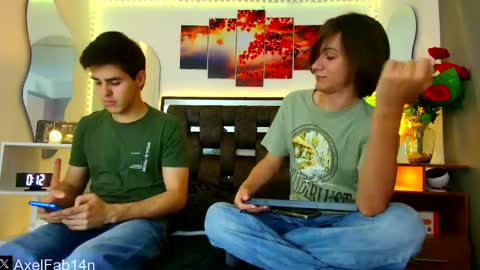 Snapshot of alex_and_fabian chatting on February 2, 2025, 6:20 pm sneider online show from February 2, 2025, 6:20 pm