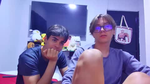 Snapshot of alex_and_fabian chatting on May 17, 2026, 4:32 am sneider online show from May 17, 2026, 4:32 am
