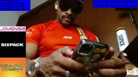 Snapshot of alex_bbc2004 chatting on July 8, 2026, 9:52 pm alex bbc2004 online show from July 8, 2026, 9:52 pm