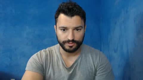 Snapshot of alex_blu chatting on June 21, 2026, 6:05 am Alex online show from June 21, 2026, 6:05 am
