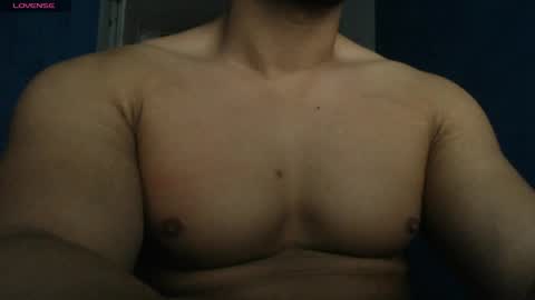 Snapshot of alex_blu chatting on July 10, 2026, 9:17 pm Alex online show from July 10, 2026, 9:17 pm
