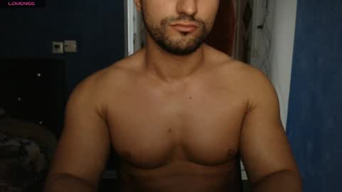 Snapshot of alex_blu chatting on July 12, 2026, 7:16 pm Alex online show from July 12, 2026, 7:16 pm