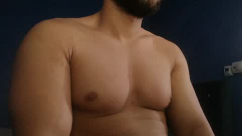 Snapshot of alex_blu chatting on August 3, 2026, 11:05 am Alex online show from August 3, 2026, 11:05 am