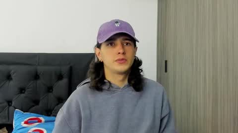 alex_connorr online show from January 4, 2025, 5:16 pm