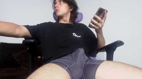 alex_connorr online show from May 7, 2026, 2:28 am