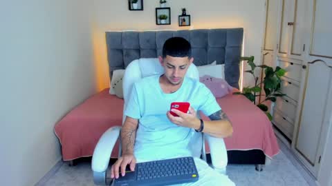 alex online show from January 14, 2025, 12:14 pm