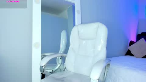 Snapshot of alex_cute77 chatting on July 6, 2026, 1:08 pm alex online show from July 6, 2026, 1:08 pm