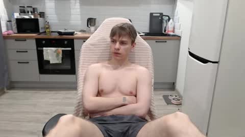 Alex online show from November 8, 2025, 8:18 pm