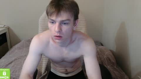Snapshot of alex_gotcha chatting on May 19, 2026, 8:26 pm Alex online show from May 19, 2026, 8:26 pm