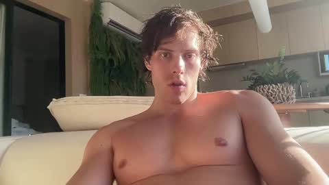 Snapshot of alex_islive chatting on May 5, 2026, 6:49 pm Alex Stone online show from May 5, 2026, 6:49 pm