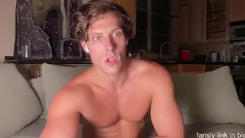 Snapshot of alex_islive chatting on July 14, 2026, 2:05 am Alex Stone online show from July 14, 2026, 2:05 am
