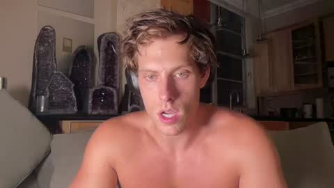 Snapshot of alex_islive chatting on July 19, 2026, 2:26 am Alex Stone online show from July 19, 2026, 2:26 am