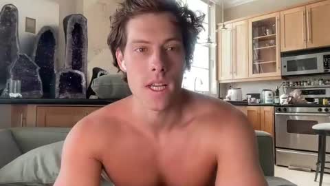 Snapshot of alex_islive chatting on August 1, 2026, 7:24 pm Alex Stone online show from August 1, 2026, 7:24 pm