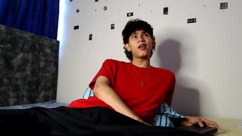 alex_mark_ online show from April 30, 2026, 7:09 pm