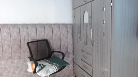 Snapshot of alex_martin47 chatting on May 1, 2026, 10:14 pm alex online show from May 1, 2026, 10:14 pm
