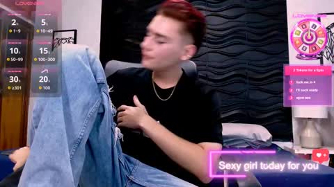 Snapshot of alex_millerss chatting on October 7, 2025, 9:01 pm ALEX online show from October 7, 2025, 9:01 pm