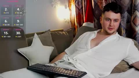 Snapshot of alex_onelove chatting on January 22, 2025, 7:56 pm Alex online show from January 22, 2025, 7:56 pm