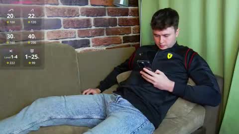 Snapshot of alex_onelove chatting on October 31, 2025, 11:44 am Alex online show from October 31, 2025, 11:44 am