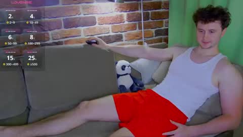 Snapshot of alex_onelove chatting on July 3, 2026, 12:22 pm Alex online show from July 3, 2026, 12:22 pm