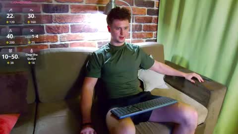Snapshot of alex_onelove chatting on July 16, 2026, 3:51 pm Alex online show from July 16, 2026, 3:51 pm