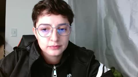 Snapshot of alex_parker07 chatting on April 15, 2026, 2:51 am Alex Parker online show from April 15, 2026, 2:51 am