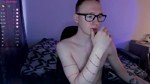 Snapshot of alex_silent chatting on March 7, 2025, 1:07 pm alex_silent online show from March 7, 2025, 1:07 pm