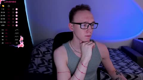 Snapshot of alex_silent chatting on September 18, 2025, 1:02 pm alex_silent online show from September 18, 2025, 1:02 pm