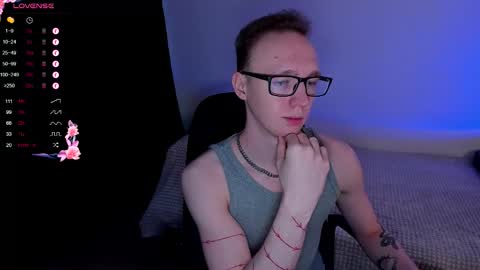 Snapshot of alex_silent chatting on September 20, 2025, 1:01 pm alex_silent online show from September 20, 2025, 1:01 pm