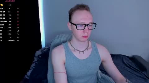 alex_silent online show from April 19, 2026, 8:24 am