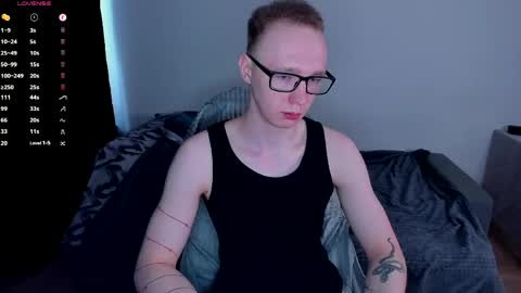 alex_silent online show from April 26, 2026, 7:50 am