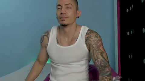 alex_sthorm online show from January 17, 2025, 5:42 am