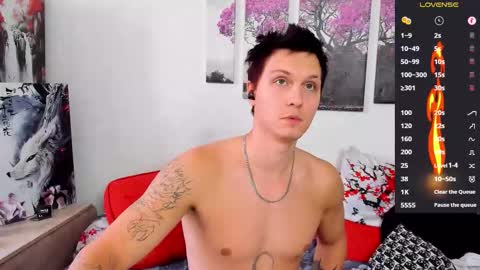 Alex WandHot online show from September 18, 2025, 6:04 am