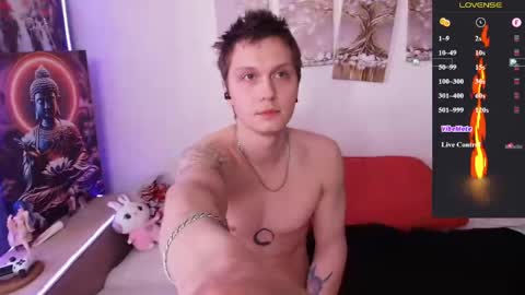 Alex WandHot online show from April 30, 2026, 2:18 am
