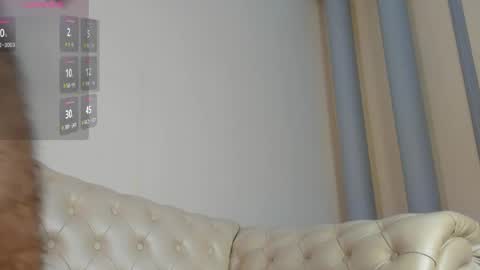 alex_wolf05 online show from April 25, 2026, 6:49 pm