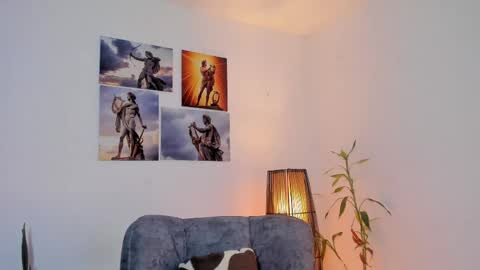 Snapshot of alex_zt7 chatting on May 12, 2026, 5:43 pm x online show from May 12, 2026, 5:43 pm