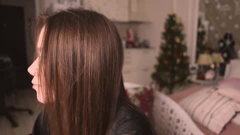 Snapshot of alexa_feels chatting on December 23, 2024, 5:00 pm Little Duck homie online show from December 23, 2024, 5:00 pm