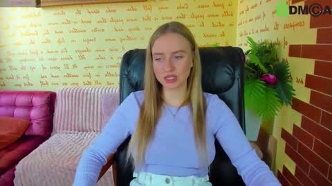 Alexa online show from November 14, 2025, 10:14 am