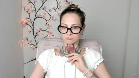 Snapshot of alexa_kittie chatting on July 28, 2026, 7:39 pm Alexa online show from July 28, 2026, 7:39 pm