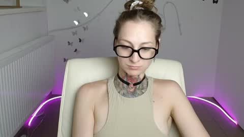 Snapshot of alexa_kittie chatting on July 29, 2026, 11:30 am Alexa online show from July 29, 2026, 11:30 am