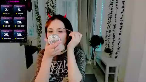 alexa_lexi online show from June 24, 2026, 11:20 am