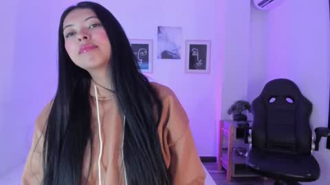 Snapshot of alexa_millers_ chatting on January 29, 2025, 4:26 am Alexa Millers online show from January 29, 2025, 4:26 am