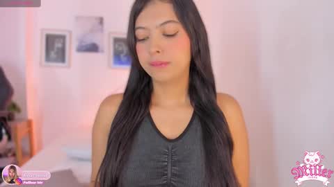 Snapshot of alexa_millers_ chatting on October 10, 2025, 4:11 am Alexa Millers online show from October 10, 2025, 4:11 am