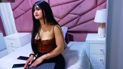 Alexandra online show from April 14, 2026, 11:49 am