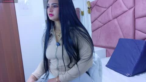 Alexandra online show from June 1, 2026, 11:45 am