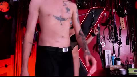 alexa n alex online show from November 13, 2025, 8:19 pm