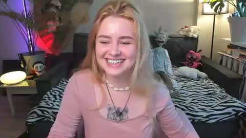 alexa_pirs online show from July 19, 2026, 2:10 pm